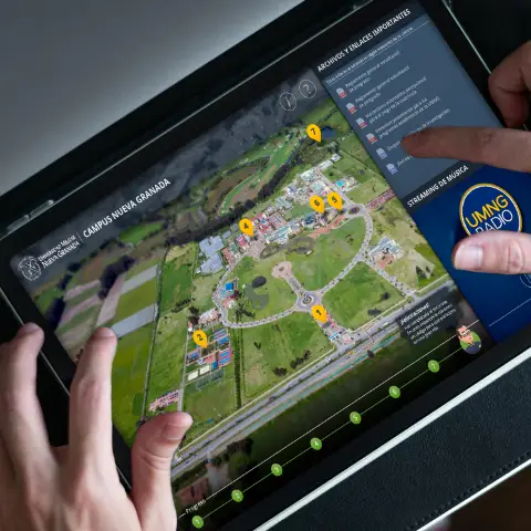 Imagen que muestra un laptop con la aplicación de la inducción.